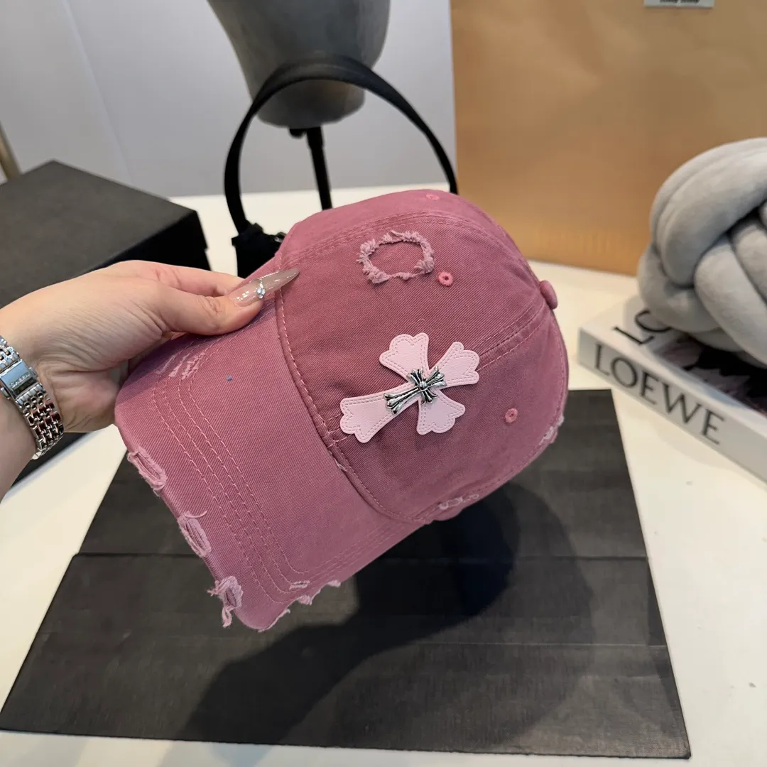 P60 Chrome Hearts 💓Early spring Korean style fashion retro distressed hole hat worn design versatile baseball cap peaked cap